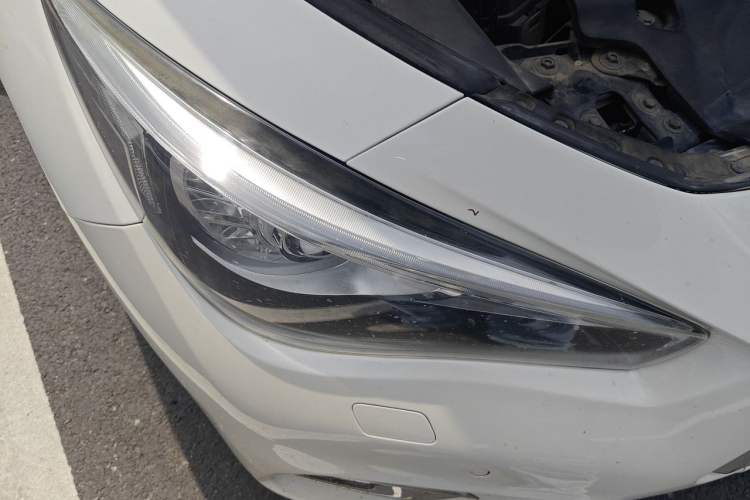 Used Infiniti Q50L 2018 2.0T Enjoyment Version China V Standard Right Front Headlight