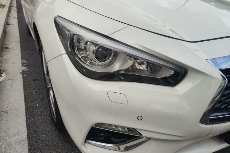 Used Infiniti Q50L 2018 2.0T Enjoyment Version China V Standard Right Front Headlight