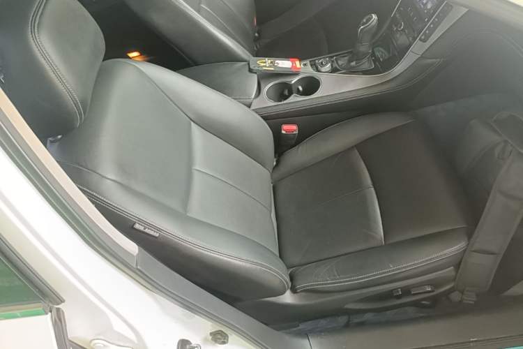 Used Infiniti Q50L 2018 2.0T Enjoyment Version China V Standard Right Front Seat