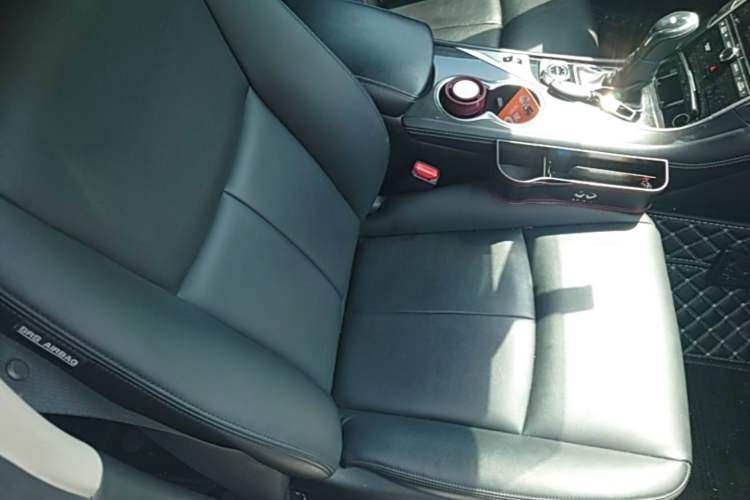 Used Infiniti Q50L 2018 2.0T Comfort Edition China VI Standard Right Front Seat