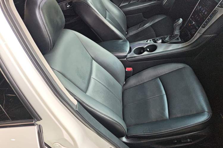 Used Infiniti Q50L 2018 2.0T Enjoyment Version China VI Standard Right Front Seat