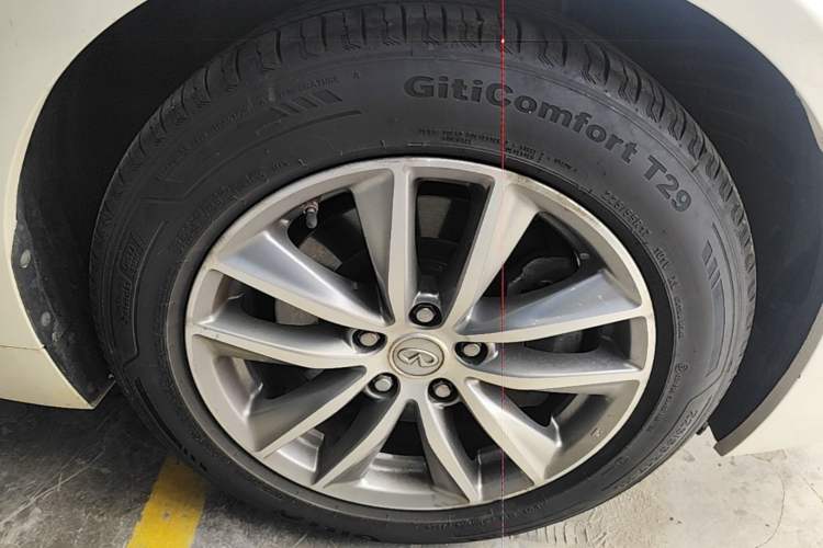 Used Infiniti Q50L 2018 2.0T Comfort Edition China VI Standard Right Front Wheel Hub