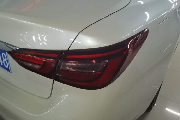 Used Infiniti Q50L 2018 2.0T Enjoyment Version China V Standard Right Rear Taillight