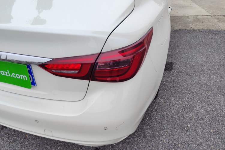 Used Infiniti Q50L 2018 2.0T Enjoyment Version China VI Standard Right Rear Taillight