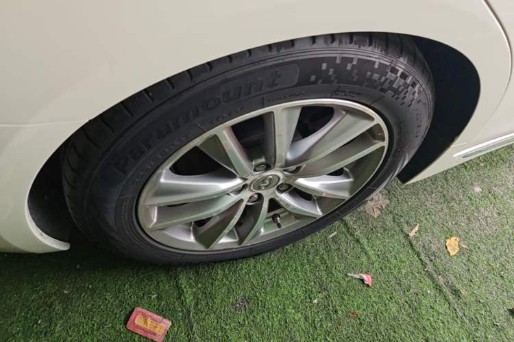 Used Infiniti Q50L 2018 2.0T Comfort Edition China VI Standard Right Rear Wheel Hub