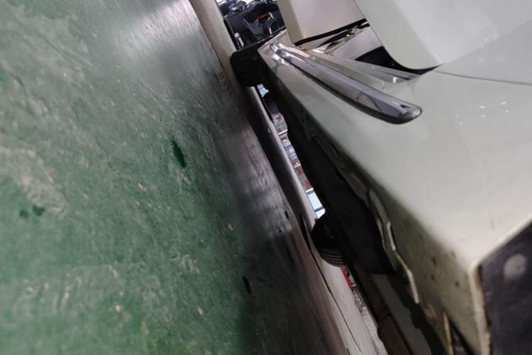 Used Infiniti Q50L 2018 2.0T Comfort Edition China VI Standard Right Side Sill