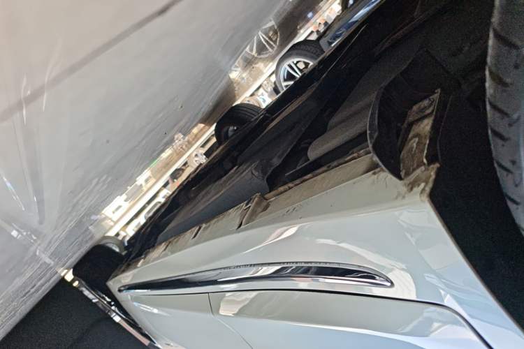 Used Infiniti Q50L 2018 2.0T Enjoyment Version China VI Standard Right Side Sill