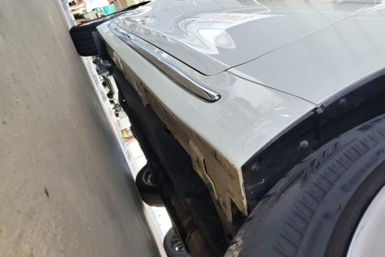 Used Infiniti Q50L 2018 2.0T Enjoyment Version China VI Standard Right Side Sill