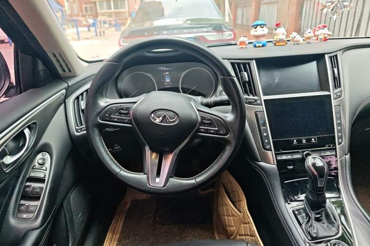 Used Infiniti Q50L 2018 2.0T Enjoyment Version China V Standard Steering Wheel
