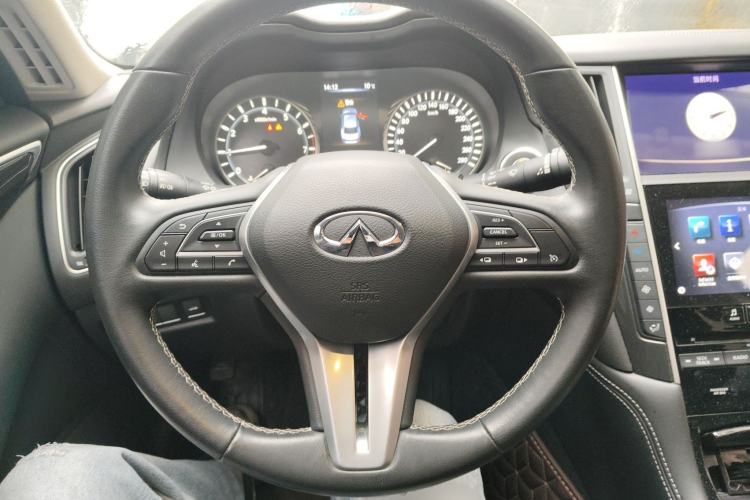 Used Infiniti Q50L 2018 2.0T Comfort Edition China VI Standard Steering Wheel