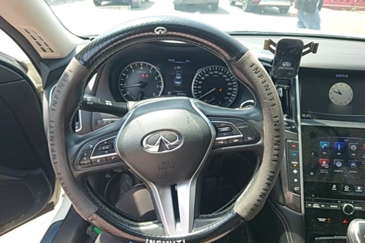 Used Infiniti Q50L 2018 2.0T Comfort Edition China VI Standard Steering Wheel