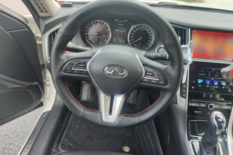 Used Infiniti Q50L 2018 2.0T Enjoyment Version China V Standard Steering Wheel