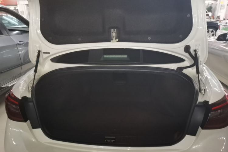 Used Infiniti Q50L 2018 2.0T Enjoyment Version China V Standard Trunk