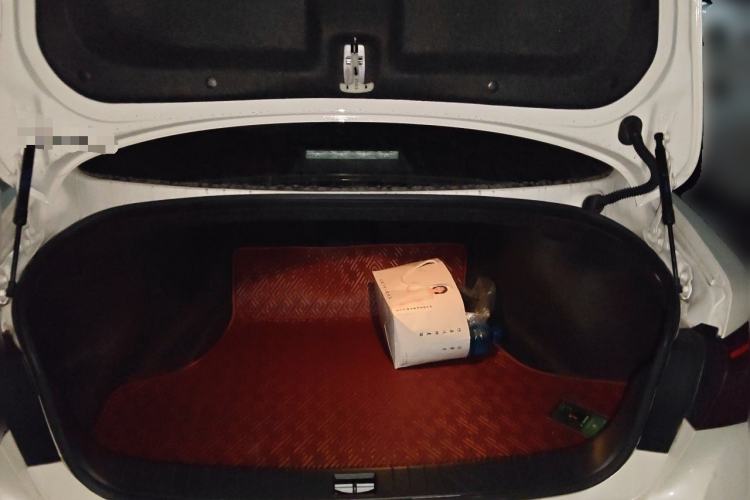 Used Infiniti Q50L 2018 2.0T Enjoyment Version China VI Standard Trunk