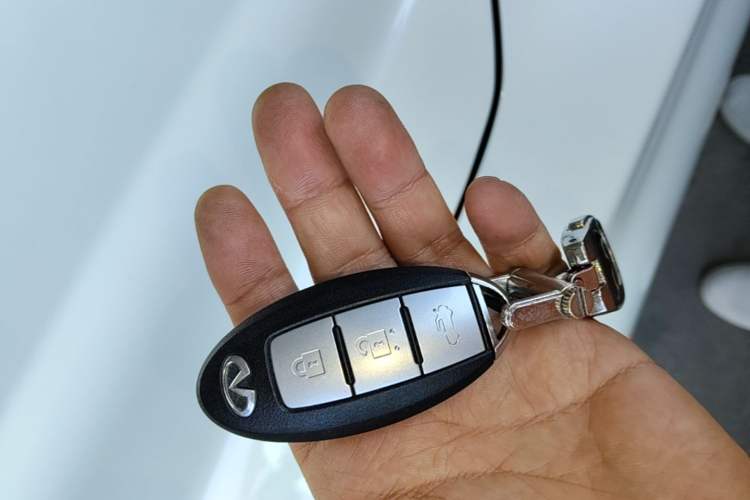 Used Infiniti Q50L 2018 2.0T Enjoyment Edition China V standard Vehicle Key