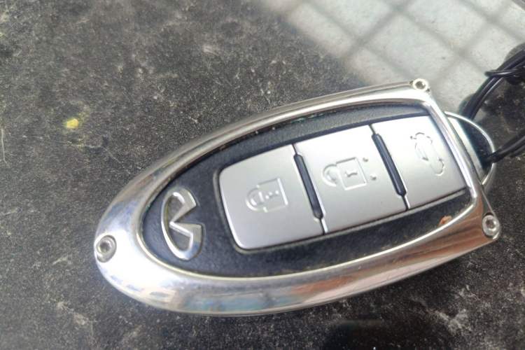 Used Infiniti Q50L 2018 2.0T Enjoyment Edition China V standard Vehicle Key