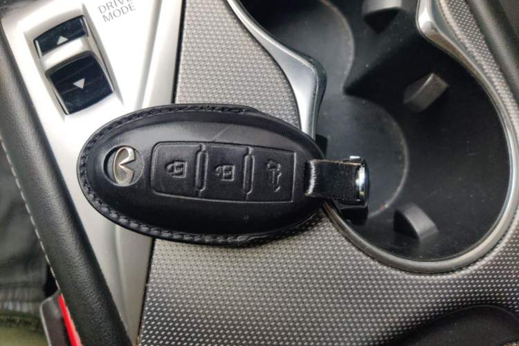 Used Infiniti Q50L 2018 2.0T Enjoyment Version China V Standard Vehicle Key