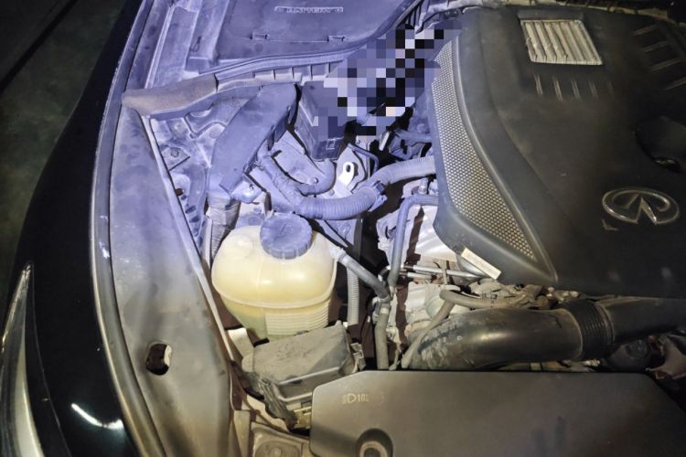 Used Infiniti Q50L 2019 2.0T 30th Anniversary Limited Edition Engine Bay Right