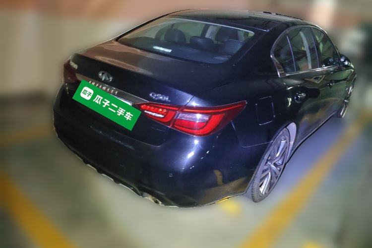Used Infiniti Q50L 2019 2.0T 30th Anniversary Limited Edition Rear Right 45 Deg