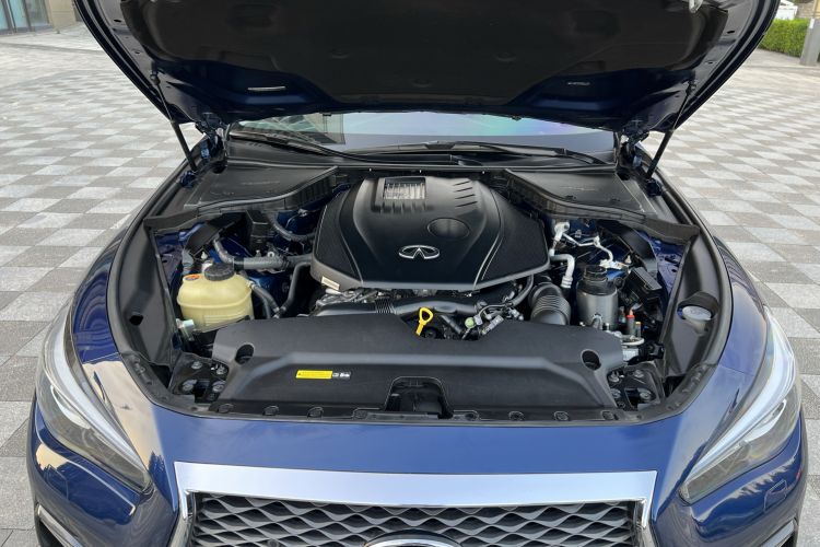 Used Infiniti Q50L 2019 2.0T 30th Anniversary Limited Edition Engine Bay
