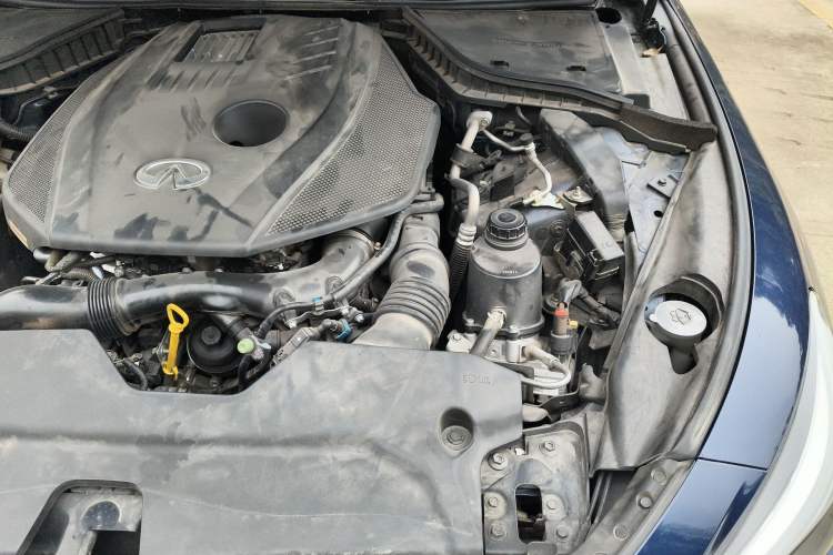Used Infiniti Q50L 2019 2.0T 30th Anniversary Limited Edition Engine Bay Left