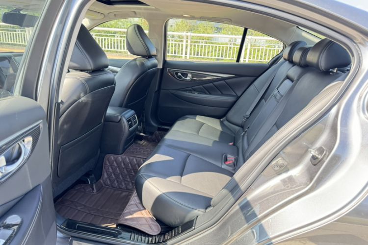 Used Infiniti Q50L 2019 2.0T 30th Anniversary Limited Edition Interior 12
