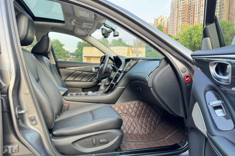 Used Infiniti Q50L 2019 2.0T 30th Anniversary Limited Edition Interior 7