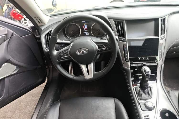 Used Infiniti Q50L 2019 2.0T 30th Anniversary Limited Edition Steering Wheel