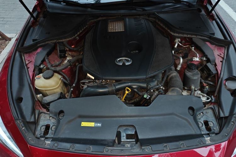 Used Infiniti Q50L 2019 2.0T 30th Anniversary Limited Edition Engine Bay