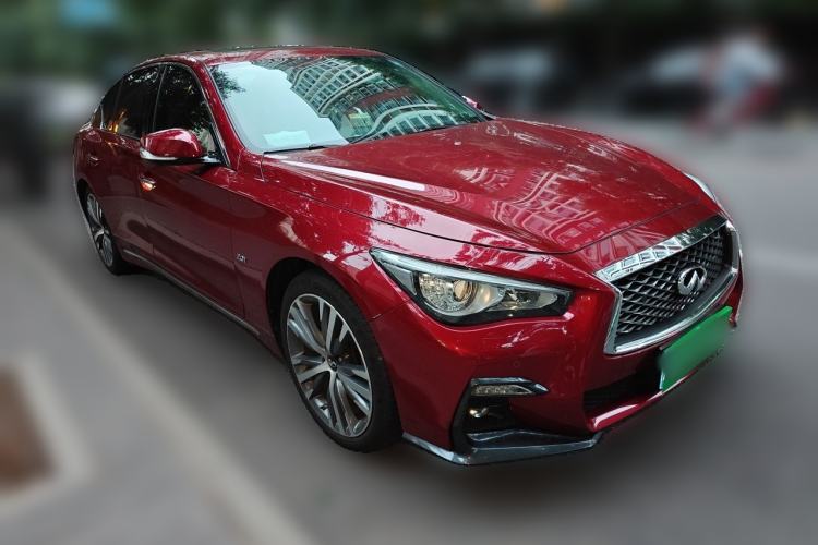 Used Infiniti Q50L 2019 2.0T 30th Anniversary Limited Edition Front Right 45 Deg