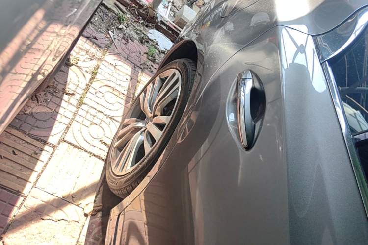 Used Infiniti Q50L 2019 2.0T 30th Anniversary Limited Edition Right Rear Wheel Hub