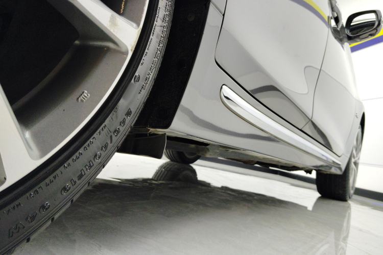 Used Infiniti Q50L 2019 2.0T 30th Anniversary Limited Edition Right Side Sill