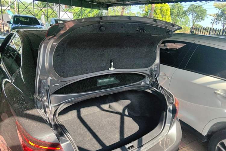 Used Infiniti Q50L 2019 2.0T 30th Anniversary Limited Edition Trunk