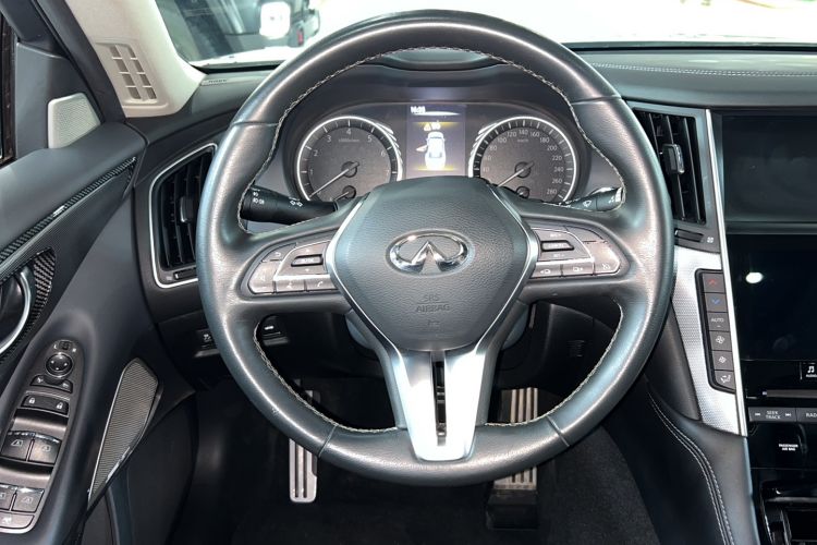 Used Infiniti Q50L 2019 2.0T 30th Anniversary Limited Edition Interior 8