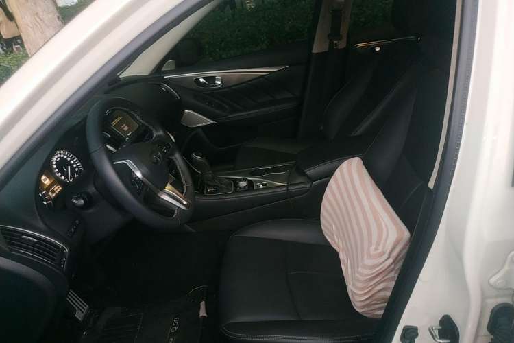 Used Infiniti Q50L 2019 2.0T 30th Anniversary Limited Edition Left Front Seat