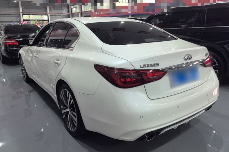 Used Infiniti Q50L 2019 2.0T 30th Anniversary Limited Edition Rear Left 45 Deg