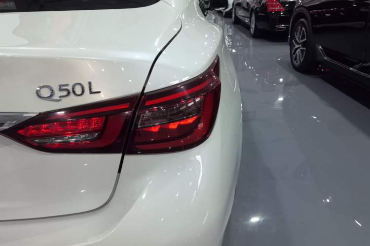 Used Infiniti Q50L 2019 2.0T 30th Anniversary Limited Edition Right Rear Taillight