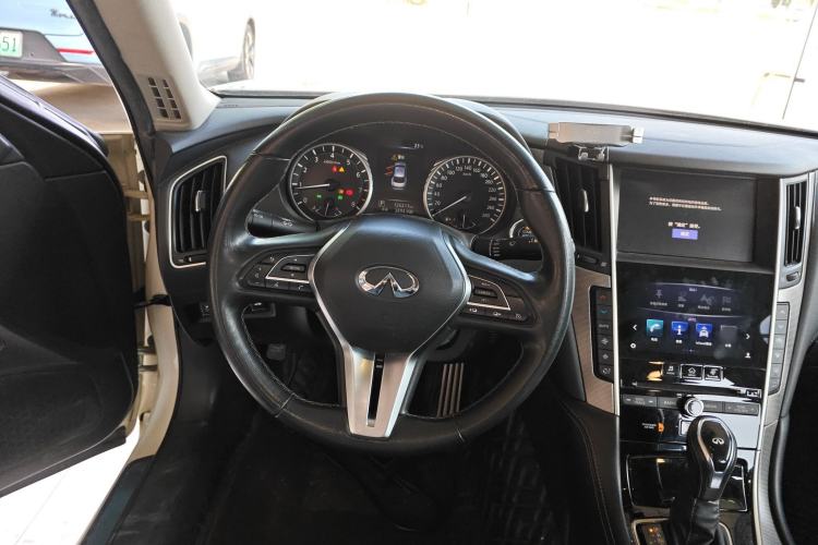 Used Infiniti Q50L 2019 2.0T 30th Anniversary Limited Edition Steering Wheel
