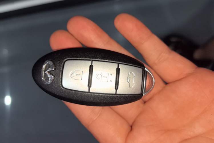 Used Infiniti Q50L 2019 2.0T 30th Anniversary Limited Edition Vehicle Key