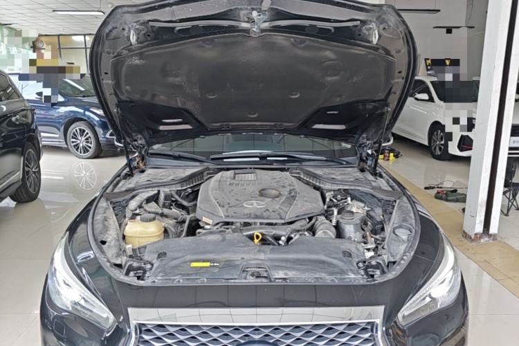 Used Infiniti Q50L 2021 2.0T Enjoyment Edition Engine Bay