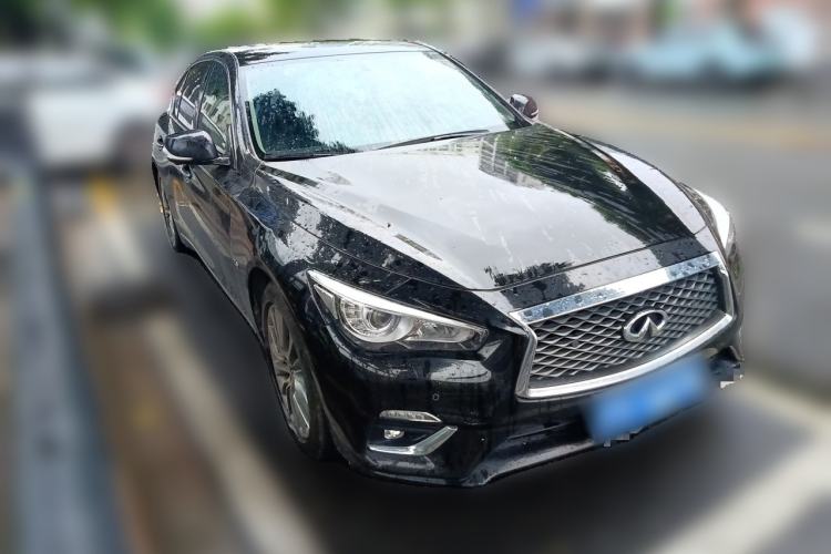 Used Infiniti Q50L 2021 2.0T Enjoyment Edition Front Right 45 Deg