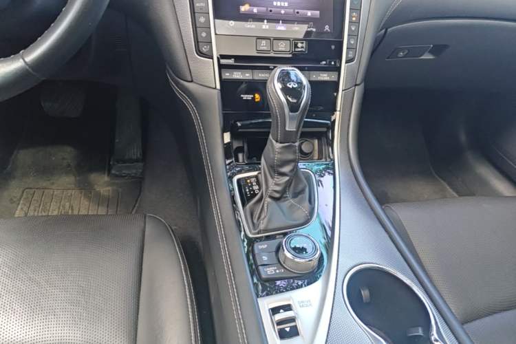 Used Infiniti Q50L 2021 2.0T Enjoyment Edition Gear Lever