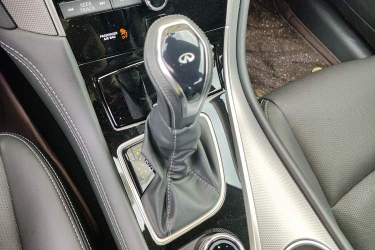 Used Infiniti Q50L 2021 2.0T Enjoyment Sport Edition Gear Lever