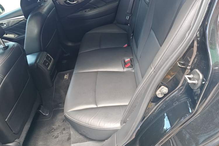 Used Infiniti Q50L 2021 2.0T Enjoyment Edition Left Rear Seat