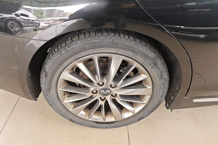 Used Infiniti Q50L 2021 2.0T Enjoyment Edition Right Rear Wheel Hub