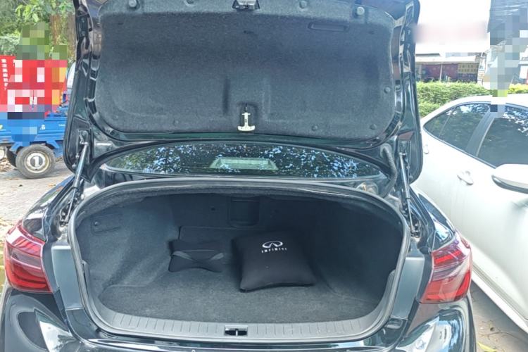 Used Infiniti Q50L 2021 2.0T Enjoyment Edition Trunk