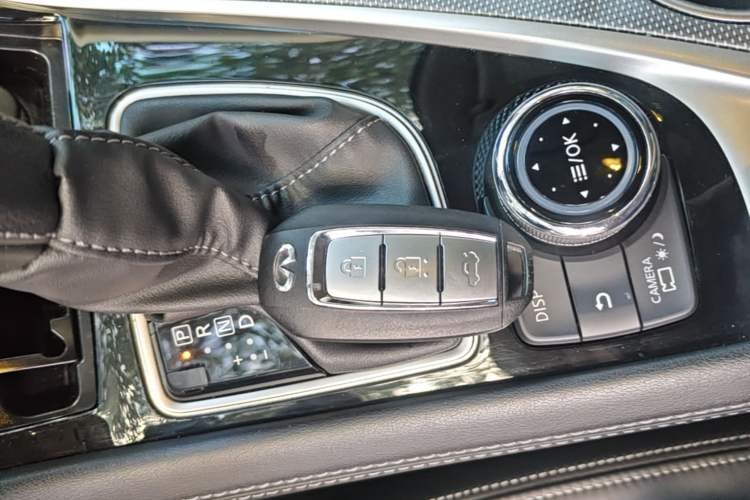 Used Infiniti Q50L 2021 2.0T Enjoyment Edition Vehicle Key
