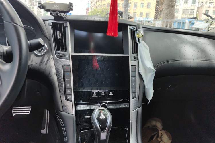 Used Infiniti Q50L 2021 2.0T Enjoyment Sport Edition Audio And AC Panel