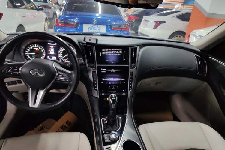 Used Infiniti Q50L 2021 2.0T Enjoyment Edition Audio And AC Panel