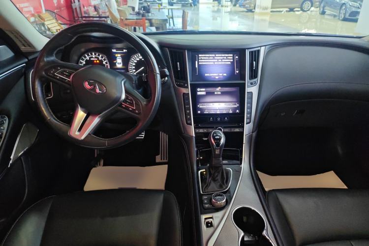 Used Infiniti Q50L 2021 2.0T Enjoyment Sport Edition Center Console